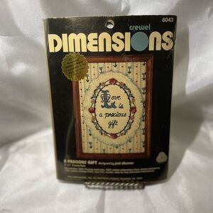 Dimensions Crewel Cross Stitch Kit Love is a Precious Gift 6043 Sealed